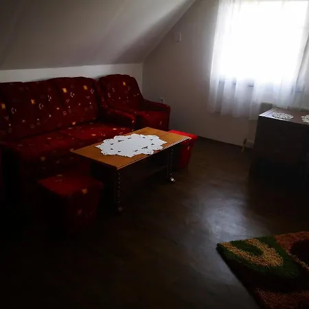 Lila Akac Vendeghaz Πανσιόν Ντέμπρετσεν