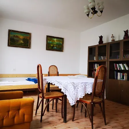 Πανσιόν Lila Akac Vendeghaz
